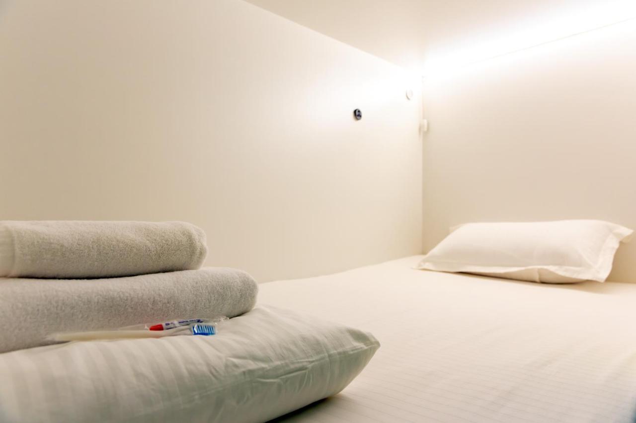 Хостел 689Capsulehotel&Coffee Almatý Exterior foto